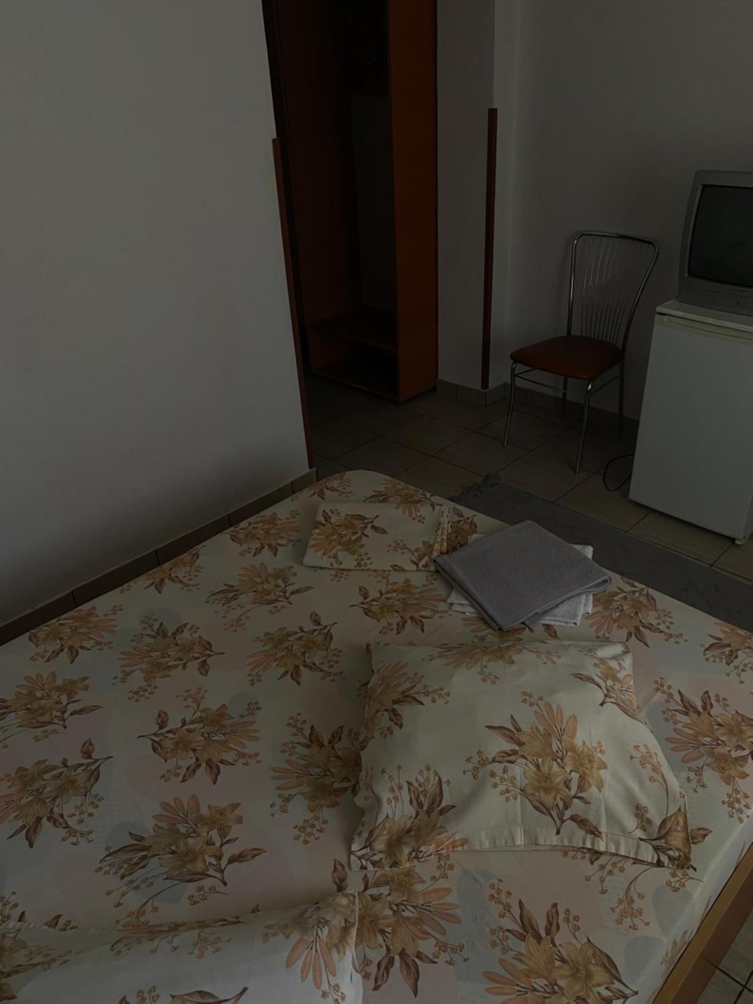 Вилла Quiet Garden 1St Floor Бухарест Экстерьер фото