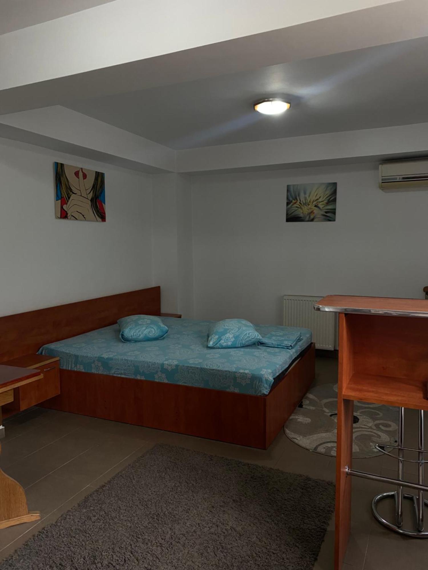 Вилла Quiet Garden 1St Floor Бухарест Экстерьер фото
